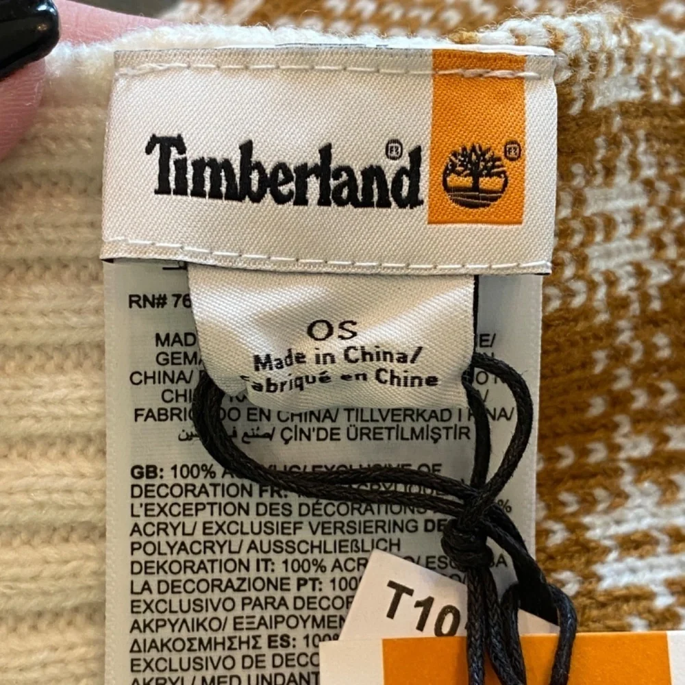 New! Timberland Tan and Cream Scarf wrap33889 NWT